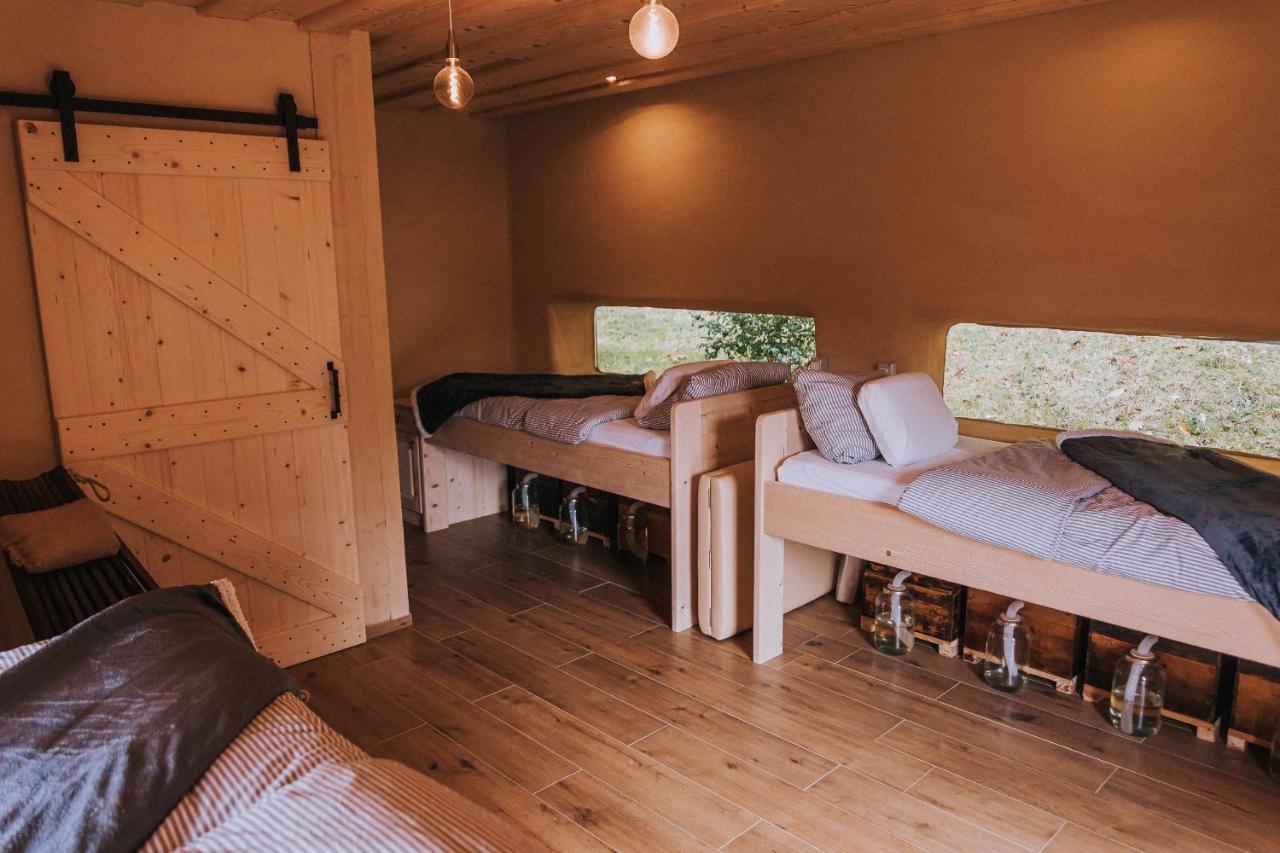 Sleeping With Bees - Tourist Farm Muha Apartment Grosuplje Bagian luar foto
